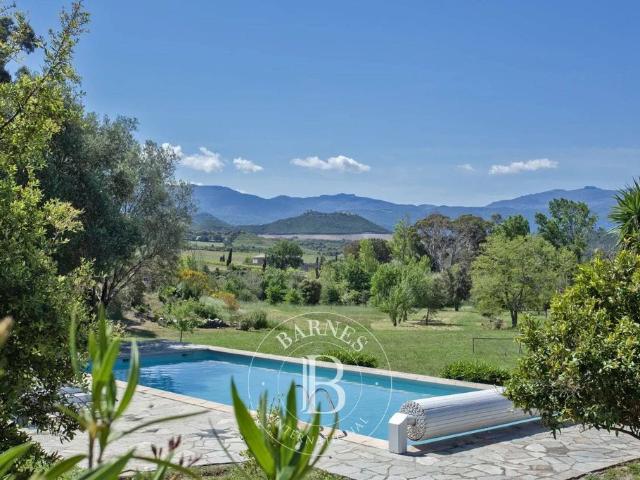 Villa location à Saint-Florent, Haute-Corse