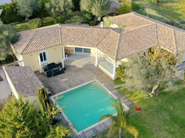 Villa vente à Solliès-pont Villa vente à Solliès-pont