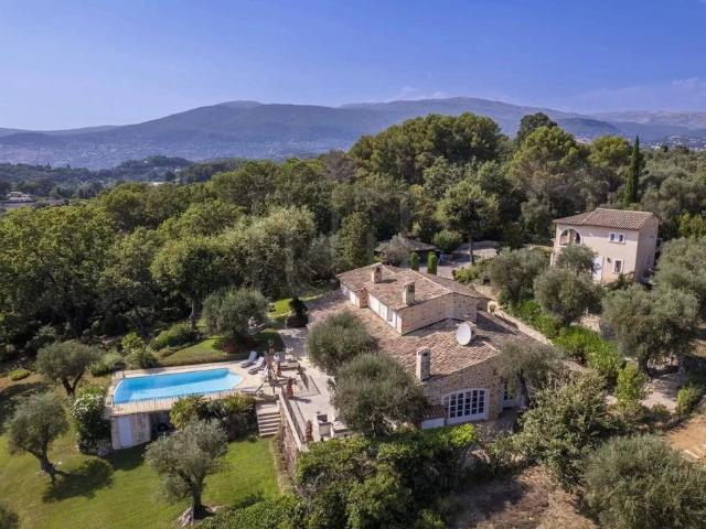 Villa vente à Valbonne