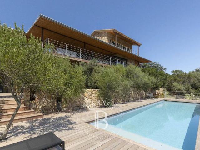 Villa location à France métropolitaine, Zonza