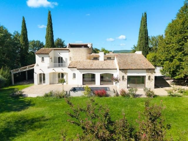 Villa vente à Aix-en-Provence, Aix-en-provence