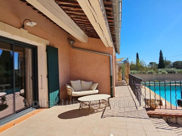 Villa vente à Arles, Aureille