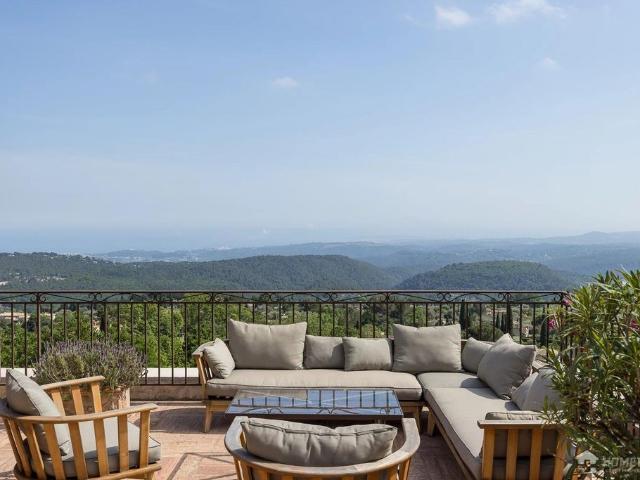 Villa vente à Grasse, Tourrettes-sur-loup