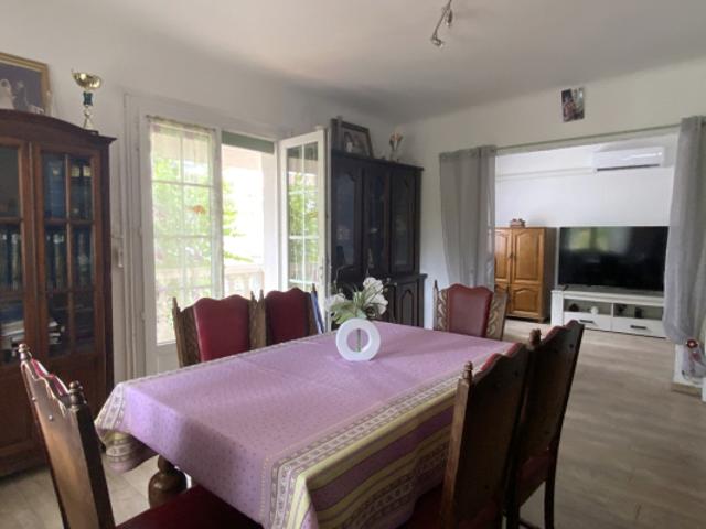 Maison vente à Nîmes, Uzès