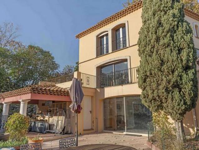 Villa vente à Arrondissement de Toulon, Toulon