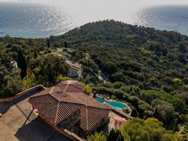 Villa vente à La Louve, Rayol-Canadel-sur-Mer