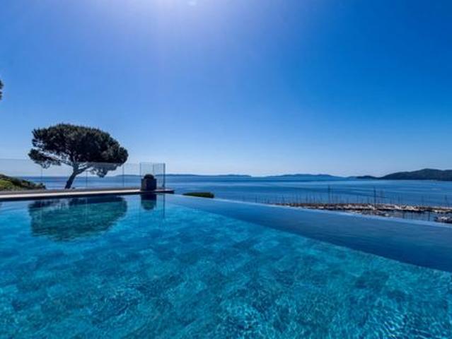 Villa vente à Arrondissement de Toulon, Le Lavandou