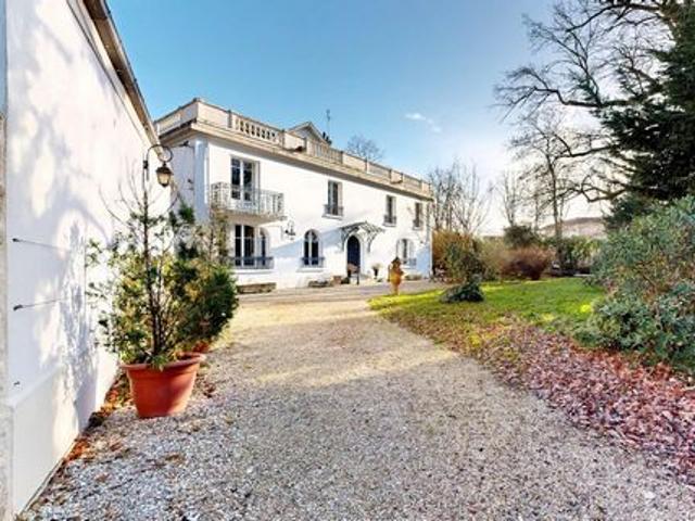 Villa vente à Paris, Île-de-France