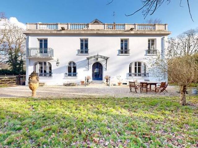 Villa vente à Paris, Île-de-France