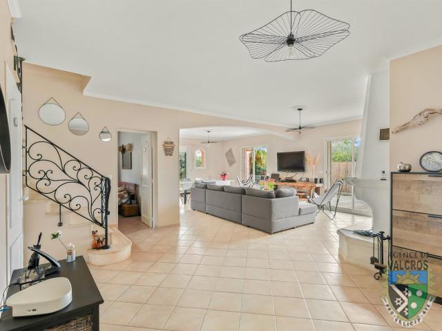 Maison vente à Arrondissement de Toulon, La Londe-les-maures