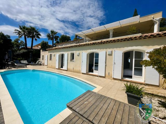 Maison vente à Arrondissement de Toulon, La Londe-les-maures
