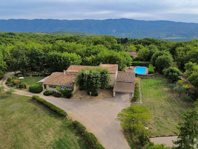 Villa vente à Apt, Caseneuve