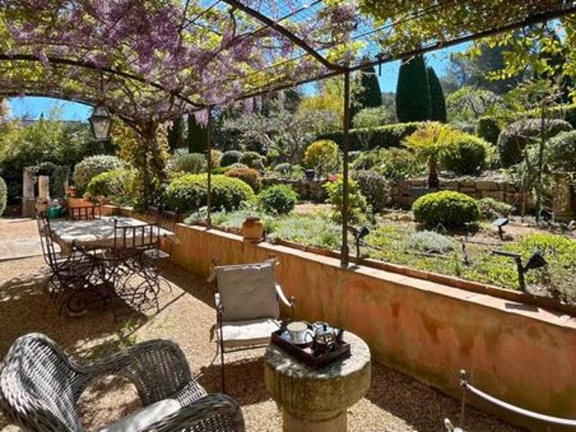 Villa vente à Arles, Saint-etienne-du-grès