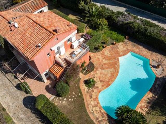 Villa vente à Arrondissement de Toulon, Saint-cyr-sur-mer