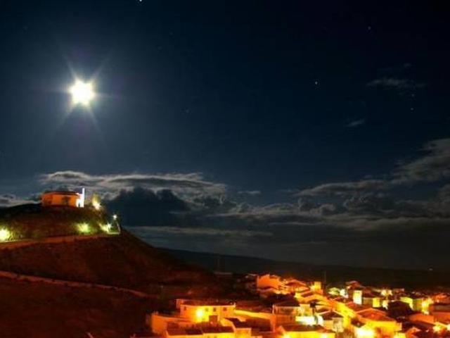 Casa en alquiler en Montejícar