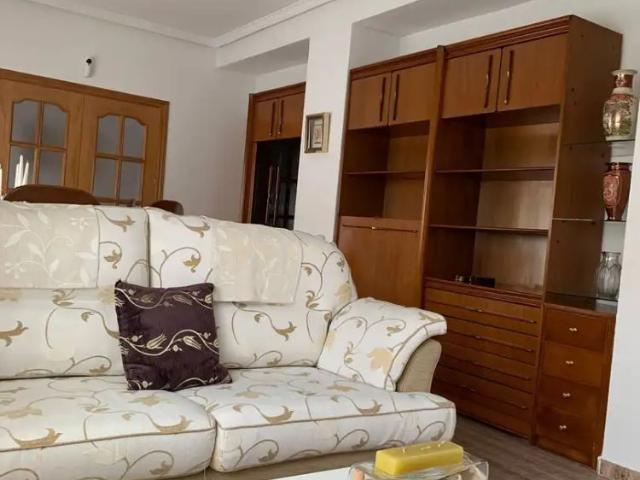 Apartamento en alquiler en Villa Del Prado, Madrid