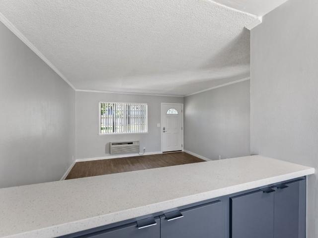 Apartment for rent in Santa Ana, California