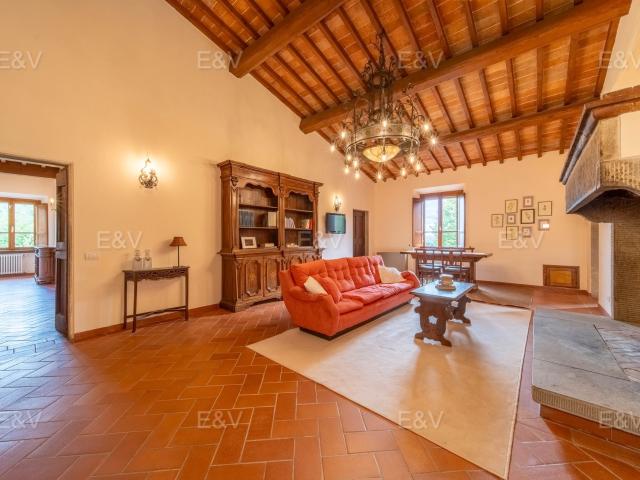 Casa in vendita a Palazzo Del Pero, Toscana