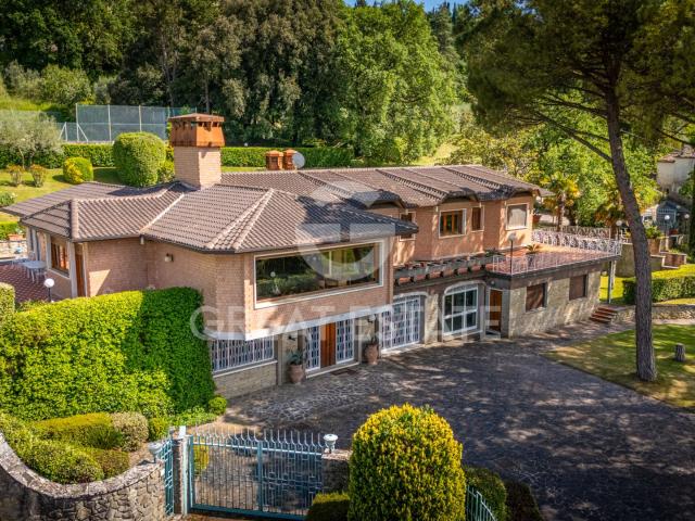 Casa in vendita a Palazzo Del Pero, Toscana