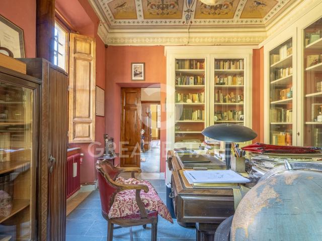 Casa in vendita a Larderello, Toscana