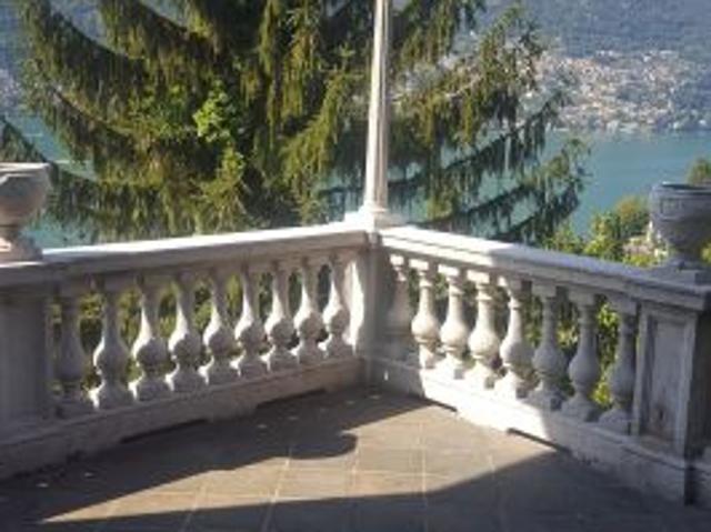 Villa Indipendente in vendita a Blevio, Lombardia