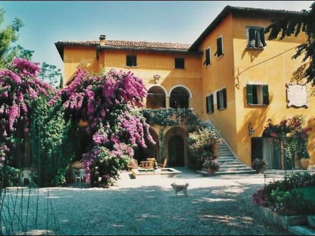 Villa Indipendente in vendita a Brecciarolo, Marche
