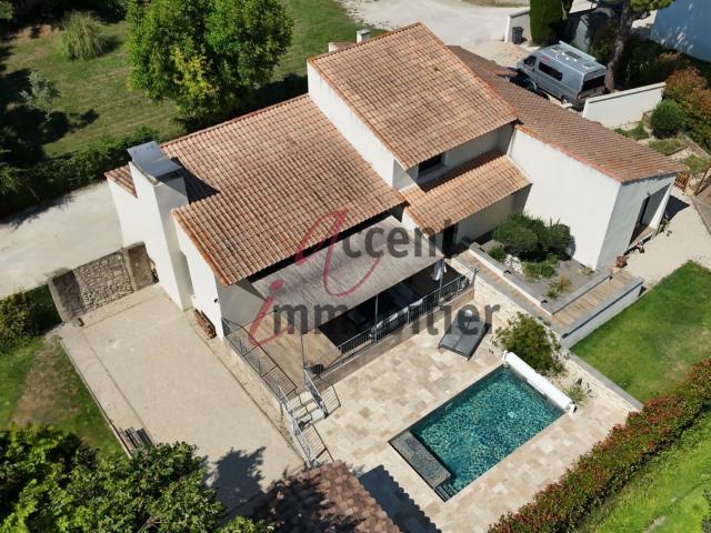 Maison vente à Arles, Mollégès