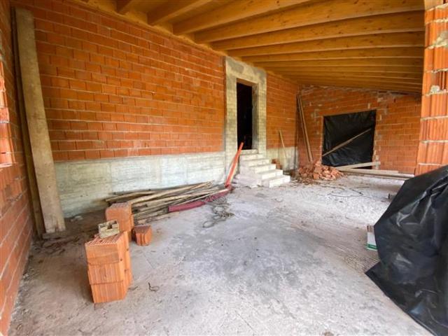 Villa Indipendente in vendita a Comunità Montana del Piambello, Marchirolo