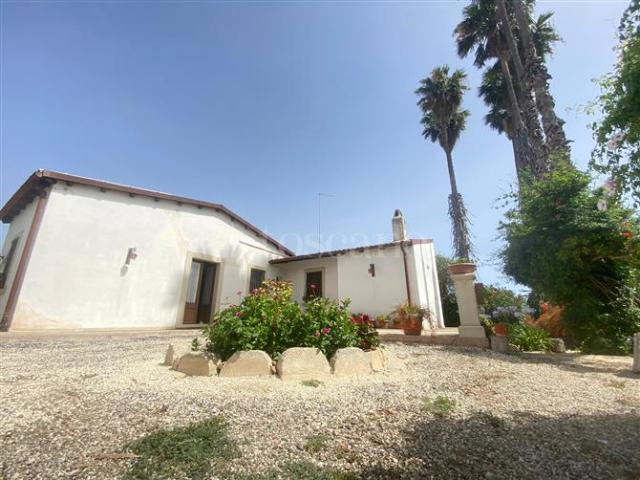 Villa Indipendente in vendita a Tivoli, Siracusa