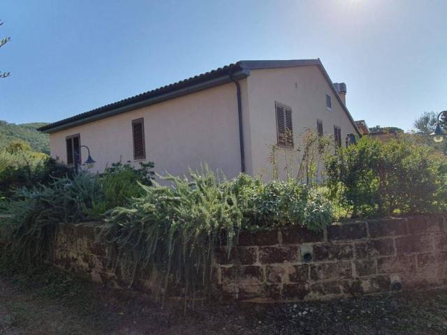 Villa Indipendente in vendita a Massa Marittima, Toscana