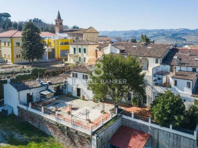 Villa Indipendente in vendita a Unione dei comuni Valle del Savio, Montiano