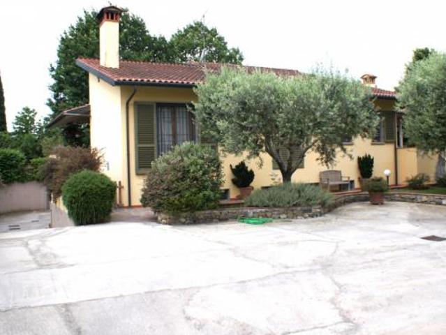 Villa Indipendente in vendita a Signa, Toscana
