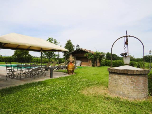 Villa Indipendente in vendita a Almenno San Bartolomeo, Lombardia