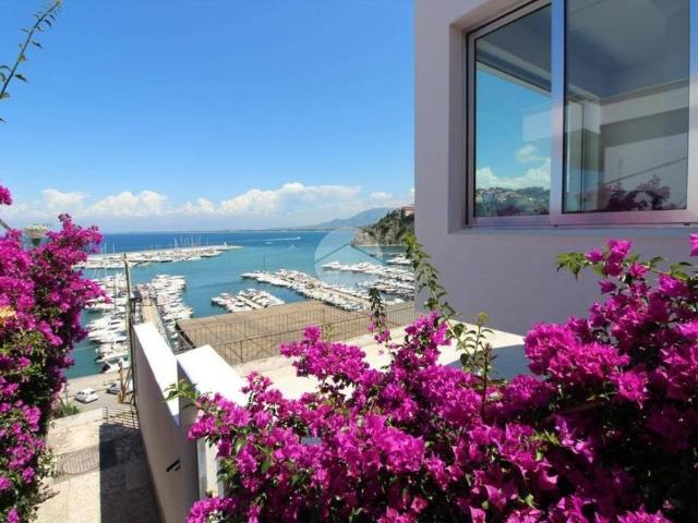 Villa Indipendente in vendita a Agropoli, Campania
