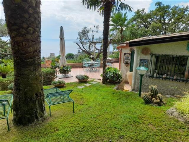 Villa Indipendente in vendita a Calabria, Catanzaro