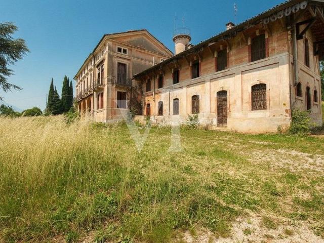 Villa Indipendente in vendita a Sarcedo, Veneto