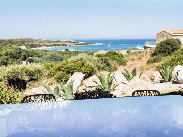 Villa Indipendente in vendita a Aglientu, Sardigna/Sardegna