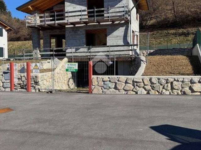 Villa Indipendente in vendita a Centro Valle Intelvi, Casasco D'intelvi