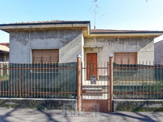 Villa Indipendente in vendita a Seregno, Lombardia