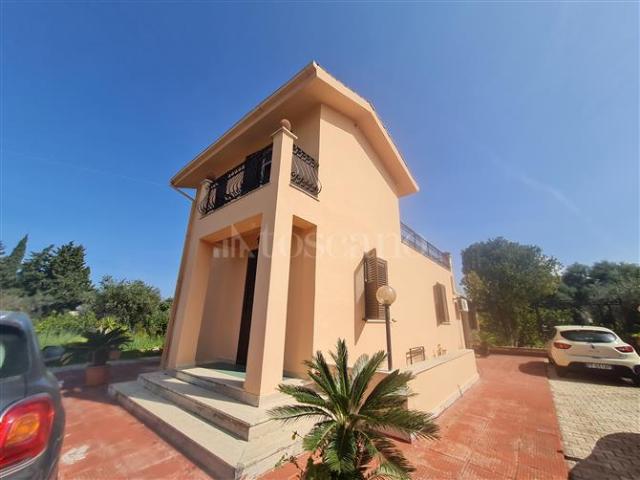 Villa Indipendente in vendita a Carini, Sicilia