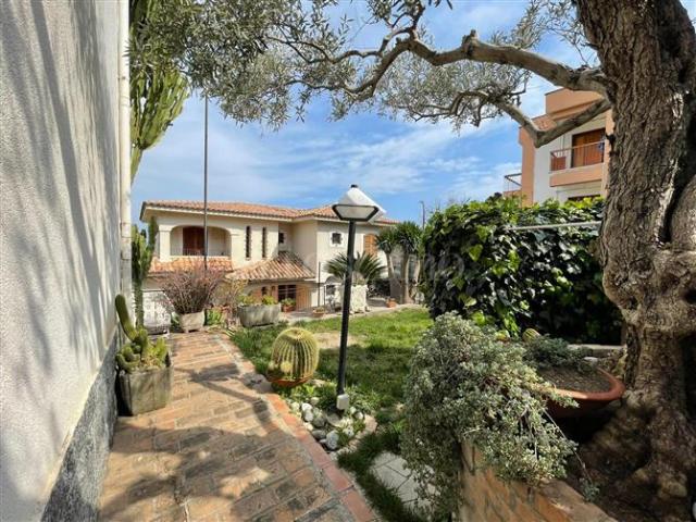 Villa Indipendente in vendita a Calabria, Catanzaro