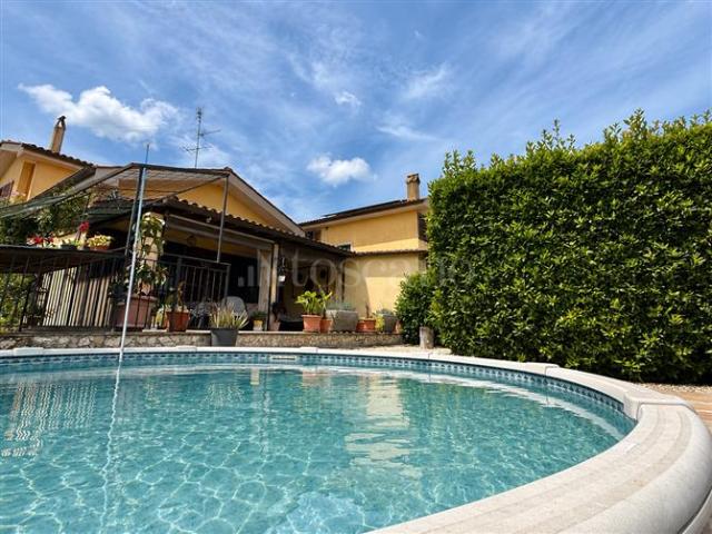 Villa Indipendente in vendita a Municipio Roma XI, Roma Capitale