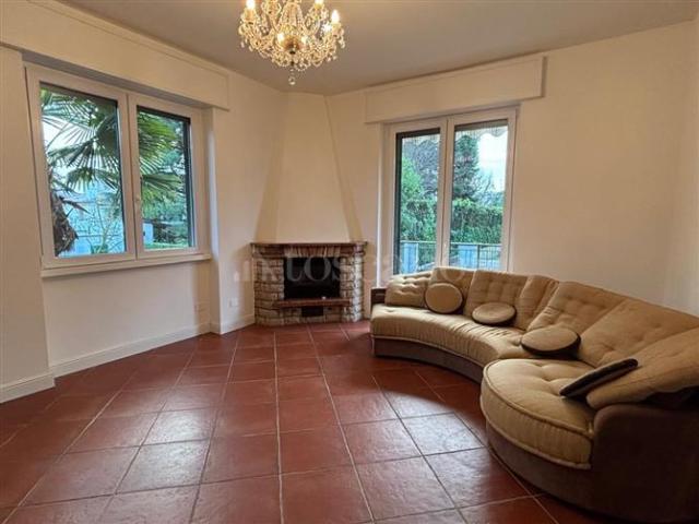 Villa Indipendente in vendita a Cassina Ferrara, Saronno