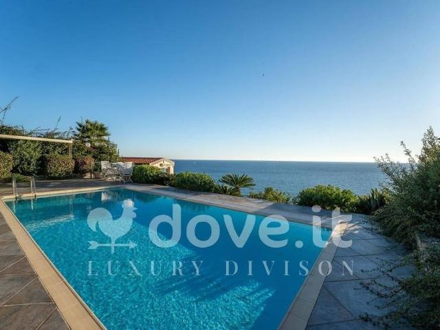 Villa Indipendente in vendita a Poggio di Sanremo, San Remo