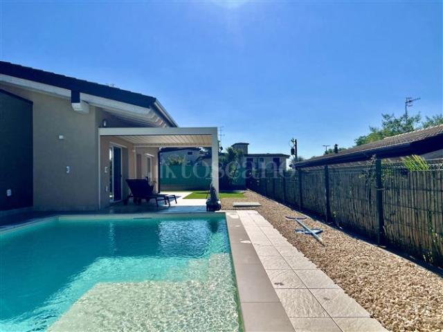 Villa Indipendente in vendita a Centenaro, Desenzano Del Garda