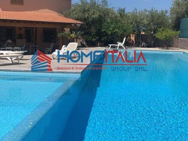 Villa Indipendente in vendita a Cefalù, Sicilia