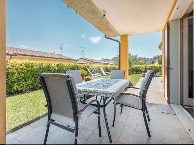 Villa Indipendente in vendita a Cavaion Veronese, Veneto