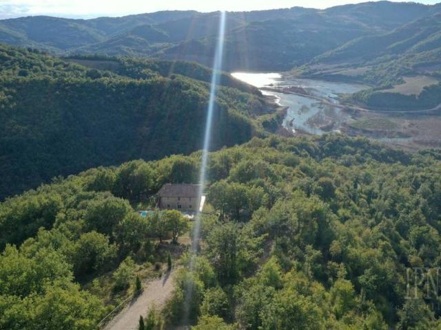 Villa Indipendente in vendita a Gubbio, Umbria