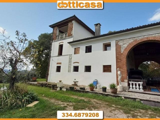 Villa Indipendente in vendita a Monteviale, Veneto