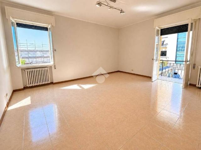 Villa Indipendente in vendita a Sant'Agostino esterna-Porta Castello, Re